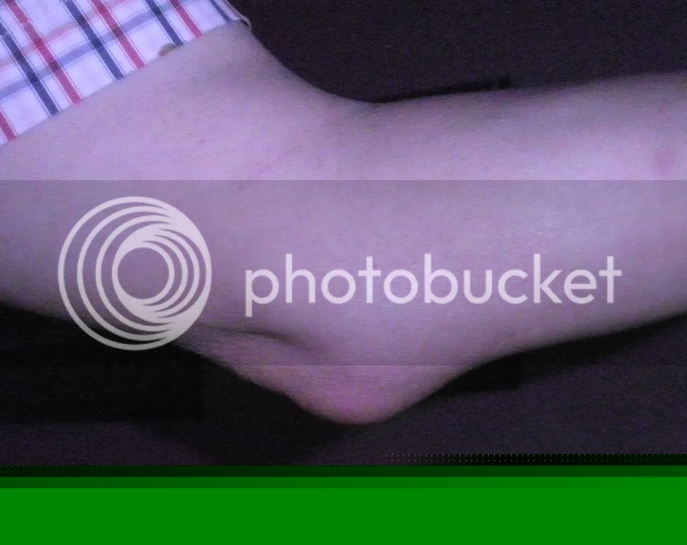 PB241557-1.jpg